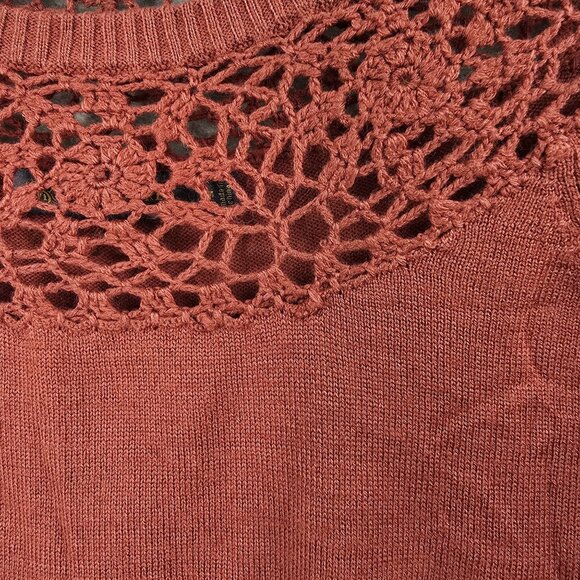 Outback Red Womens Crochet Yoke Sweater Rust Red Medium Acrylic Pullover Knit - Picture 3 of 8